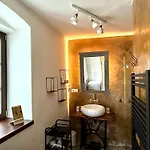 Relax Na Statku U Orlicke Prehrady Apartament *