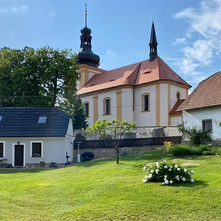 Relax Na Statku U Orlicke Prehrady 아파트 *